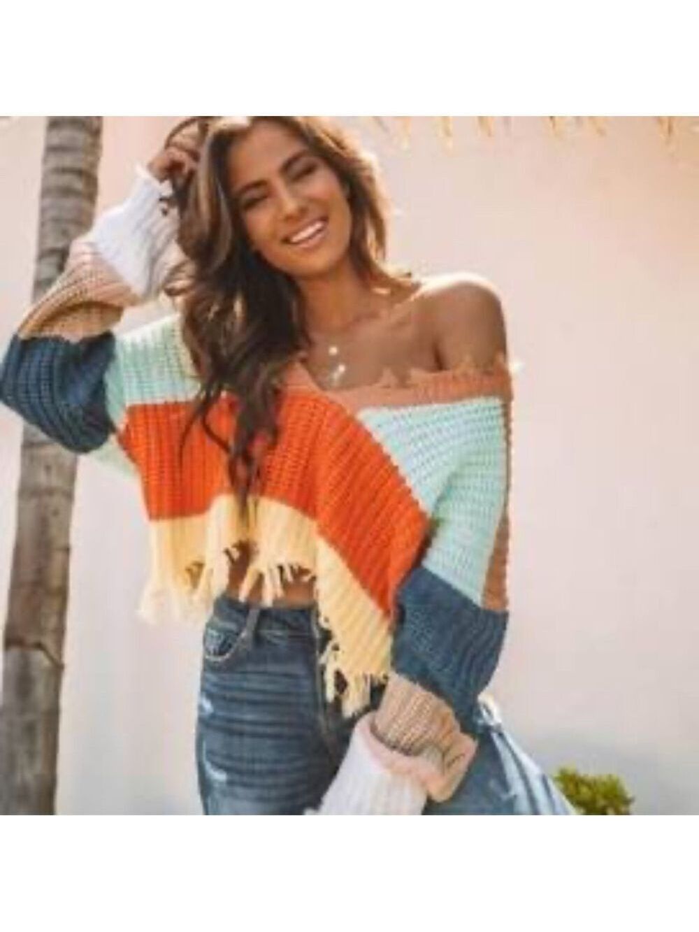 STORIA Distressed V-Neck Color-Block Long Sleeve Cropped Sweater